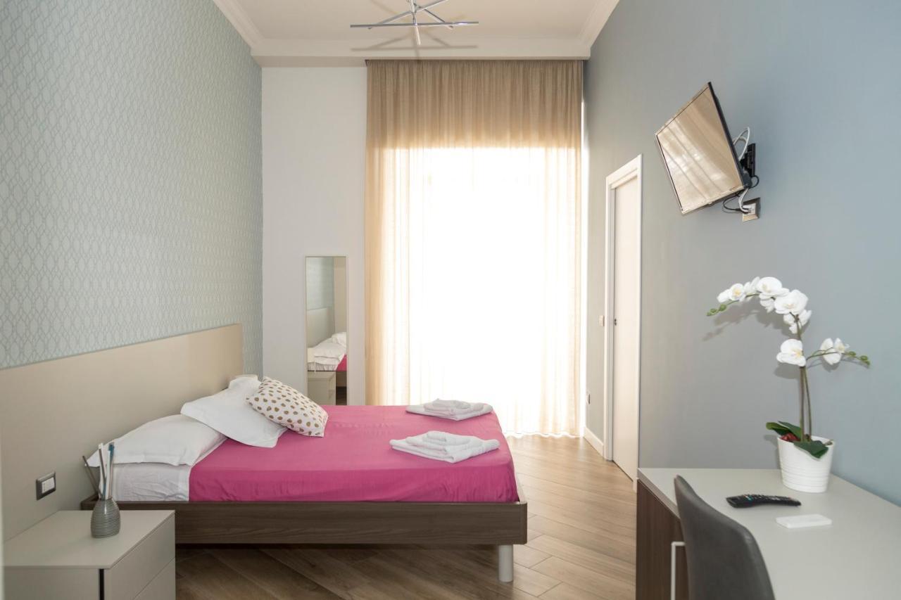 Garibaldi Rooms เนเปิลส์ ภายนอก รูปภาพ