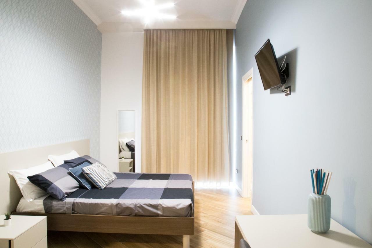 Garibaldi Rooms เนเปิลส์ ภายนอก รูปภาพ