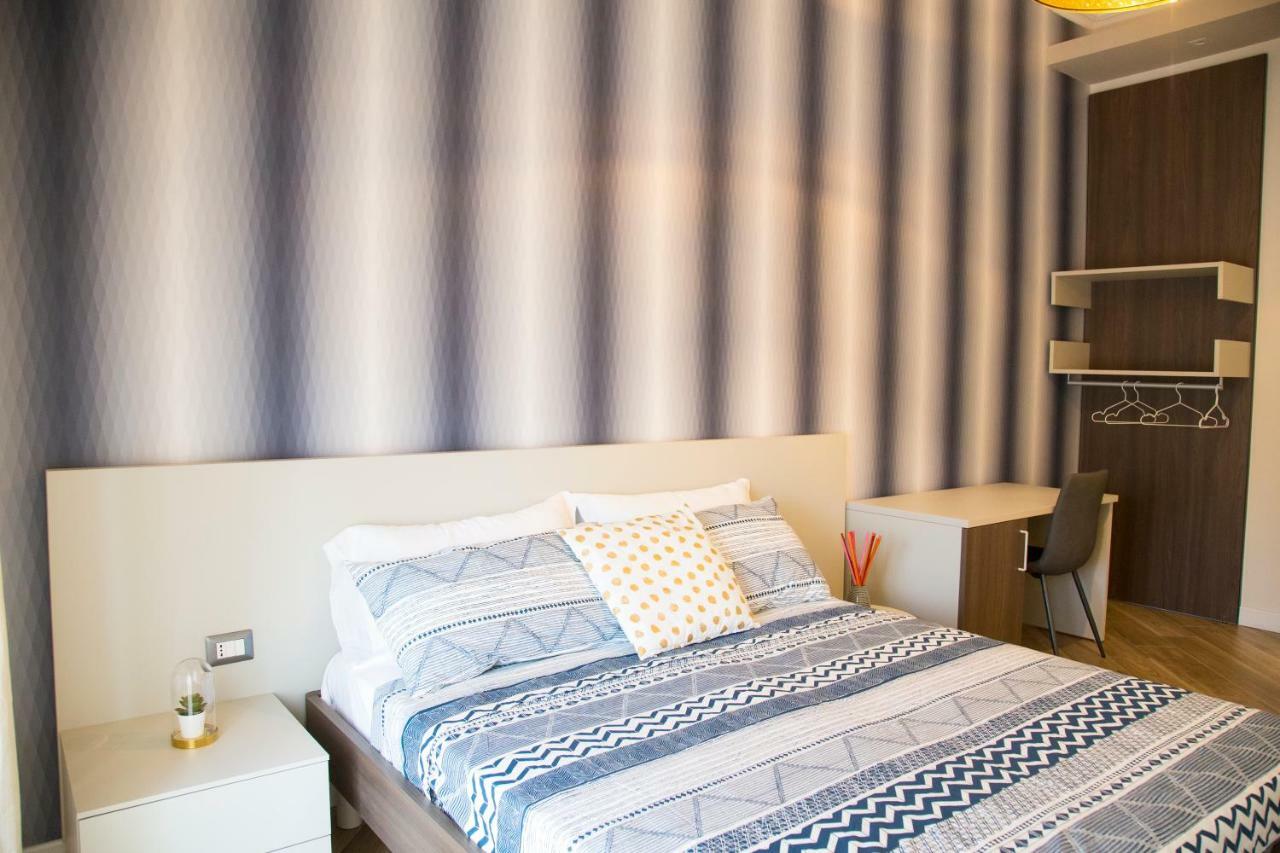 Garibaldi Rooms เนเปิลส์ ภายนอก รูปภาพ