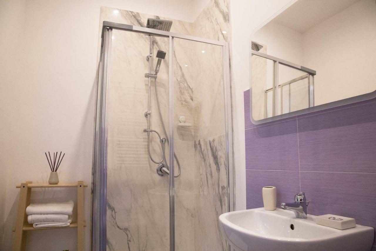 Garibaldi Rooms เนเปิลส์ ภายนอก รูปภาพ